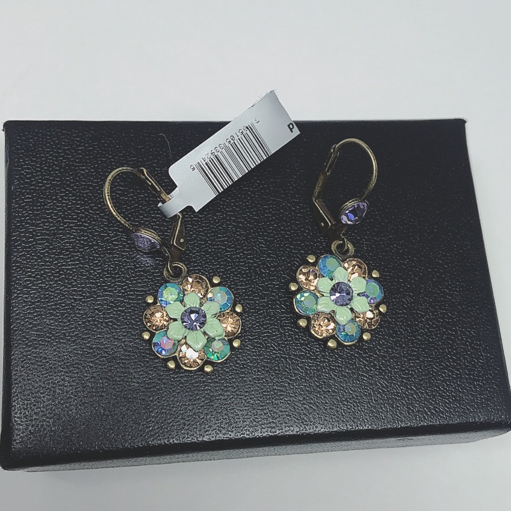 Colorful Vintage Look Flowers Drop Earring - Picture 5 of 8